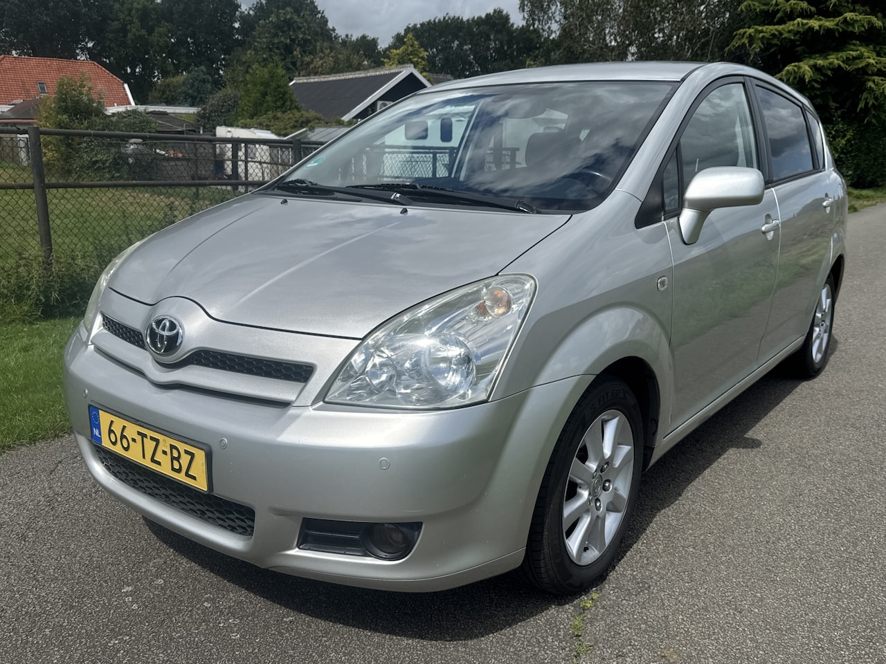 Toyota Verso - 1.6 VVT-i Dynamic ECC/CRUISE/APK 04-2026! - AutoWereld.nl