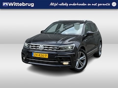 Volkswagen Tiguan - 1.5 TSI 150PK ACT Highline Business R / Digitaal dashboard / Navigatie / App connect / Par
