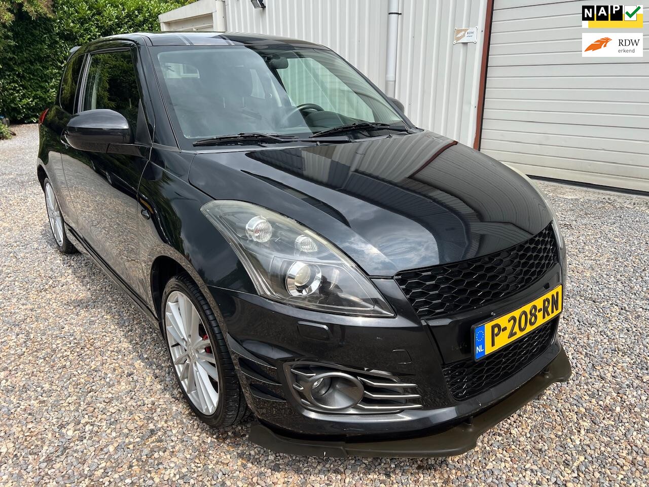Suzuki Swift - 1.6 Sport CAMERA.NAVI.CLIMA.KEYLESS.XENON! - AutoWereld.nl