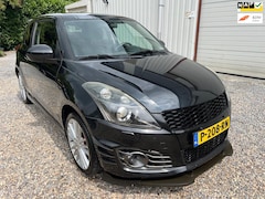 Suzuki Swift - 1.6 Sport CAMERA.NAVI.CLIMA.KEYLESS.XENON