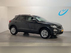 Volkswagen T-Roc - 1.0 TSI Style Navigatie Climate Control Parkeersensoren