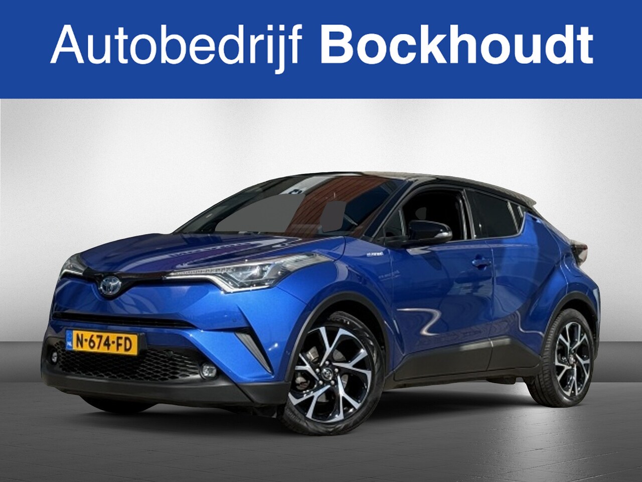 Toyota C-HR - 1.8 Hyb. Exec. | Navi | Camera | Stoelverwarming - AutoWereld.nl