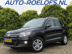Volkswagen Tiguan - 1.4 TSI Sport&Style *Navi*Trekhaak