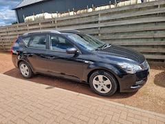 Kia Cee'd - 1.4 CVVT X-tra Airco