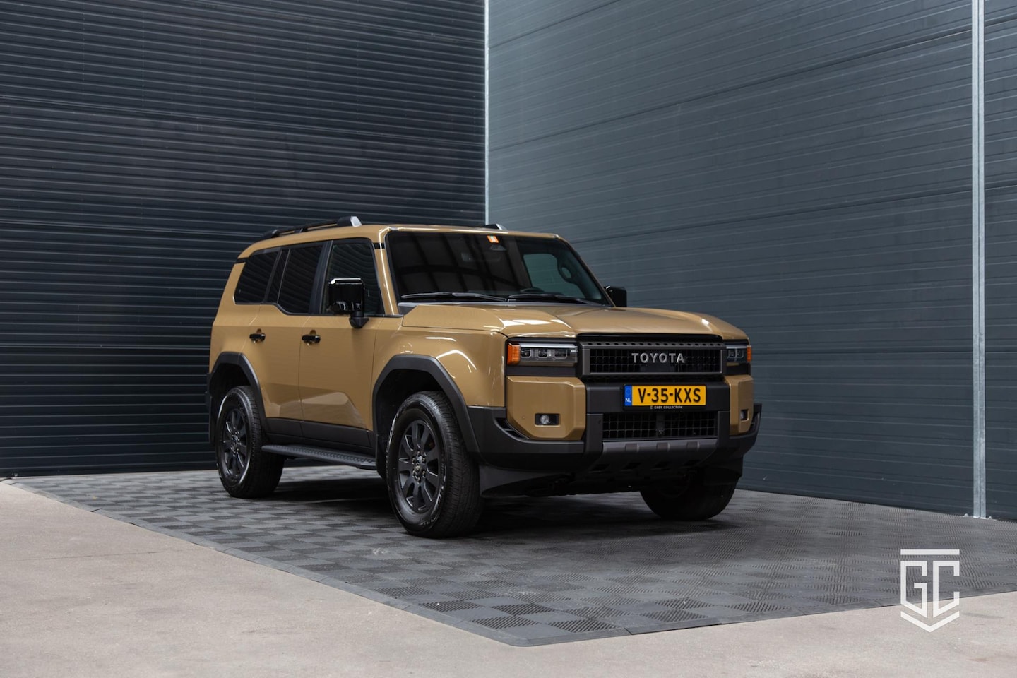 Toyota Land Cruiser - 2.8 D-4D Blind Van Navigator 2.8 D-4D Blind Van Navigator - AutoWereld.nl