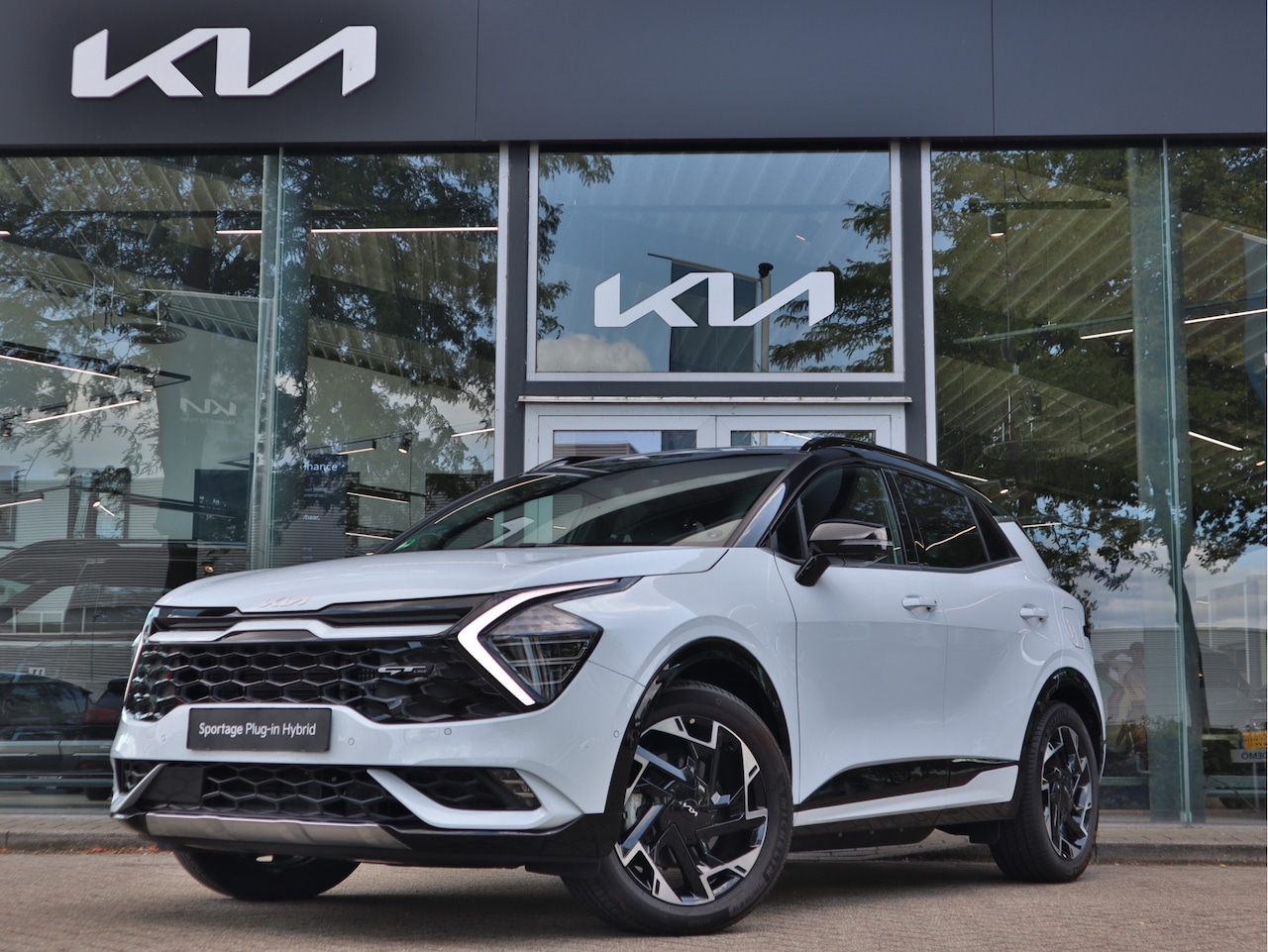 Kia Sportage - 1.6 T-GDi Plug-in Hybrid AWD GT-PlusLine | Navigatie | Climate Control | Camera | Stoelven - AutoWereld.nl