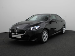 BMW 2-serie Gran Coupé - 220 Driving Assistant Plus | Sportstoelen voor | Achteruitrijcamera | Premium Pack | 17"