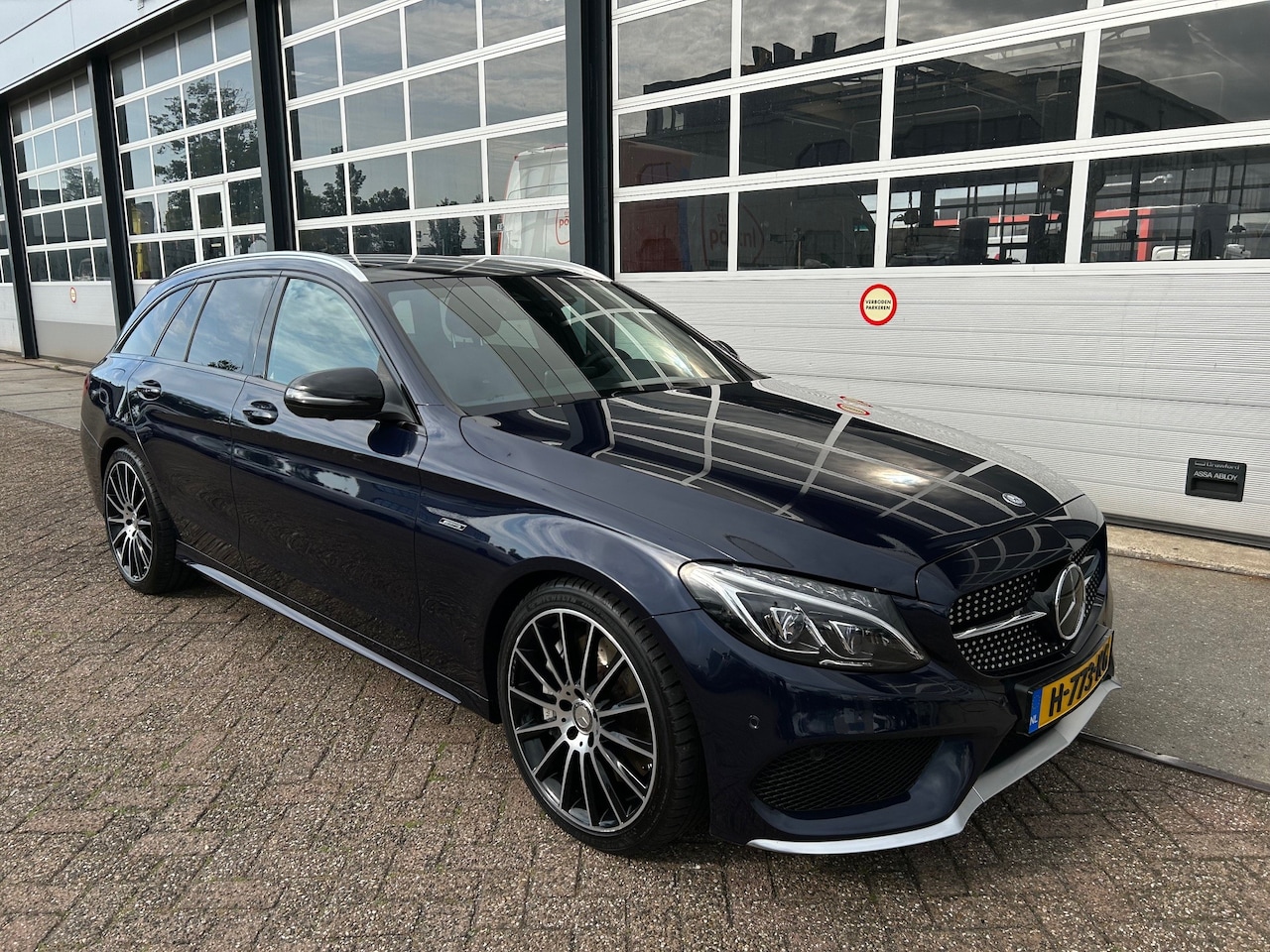 Mercedes-Benz C-klasse Estate - 450 AMG 4MATIC - AutoWereld.nl