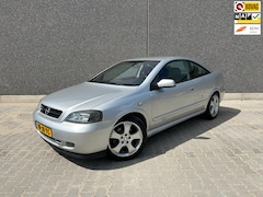 Opel Astra Coupé - BERTONE 1.8-16V | YOUNGTIMER | 17" IRMSCHER VELGEN | AIRCO | APK T/M 27-9-2026 | AFLEVERBE
