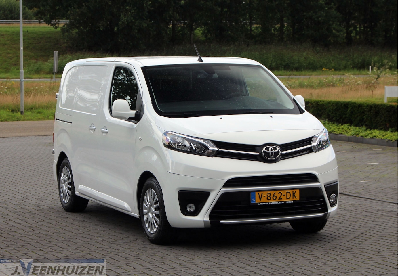 Toyota ProAce Compact - 1.6 D-4D Professional | 2017 | Navi | Cruise | - AutoWereld.nl