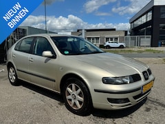 SEAT Leon - 1.6-16V Stella Inruilkoopje/Airco/APK
