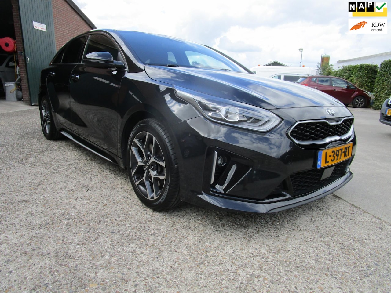 Kia Pro cee'd - 1.0 T-GDI GT-Line navi leer trekhaak clima mooi - AutoWereld.nl