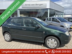 Skoda Fabia - 1.4-16V Comfort, AUTOMAAT, airco, cruisecontrol, nieuwe APK