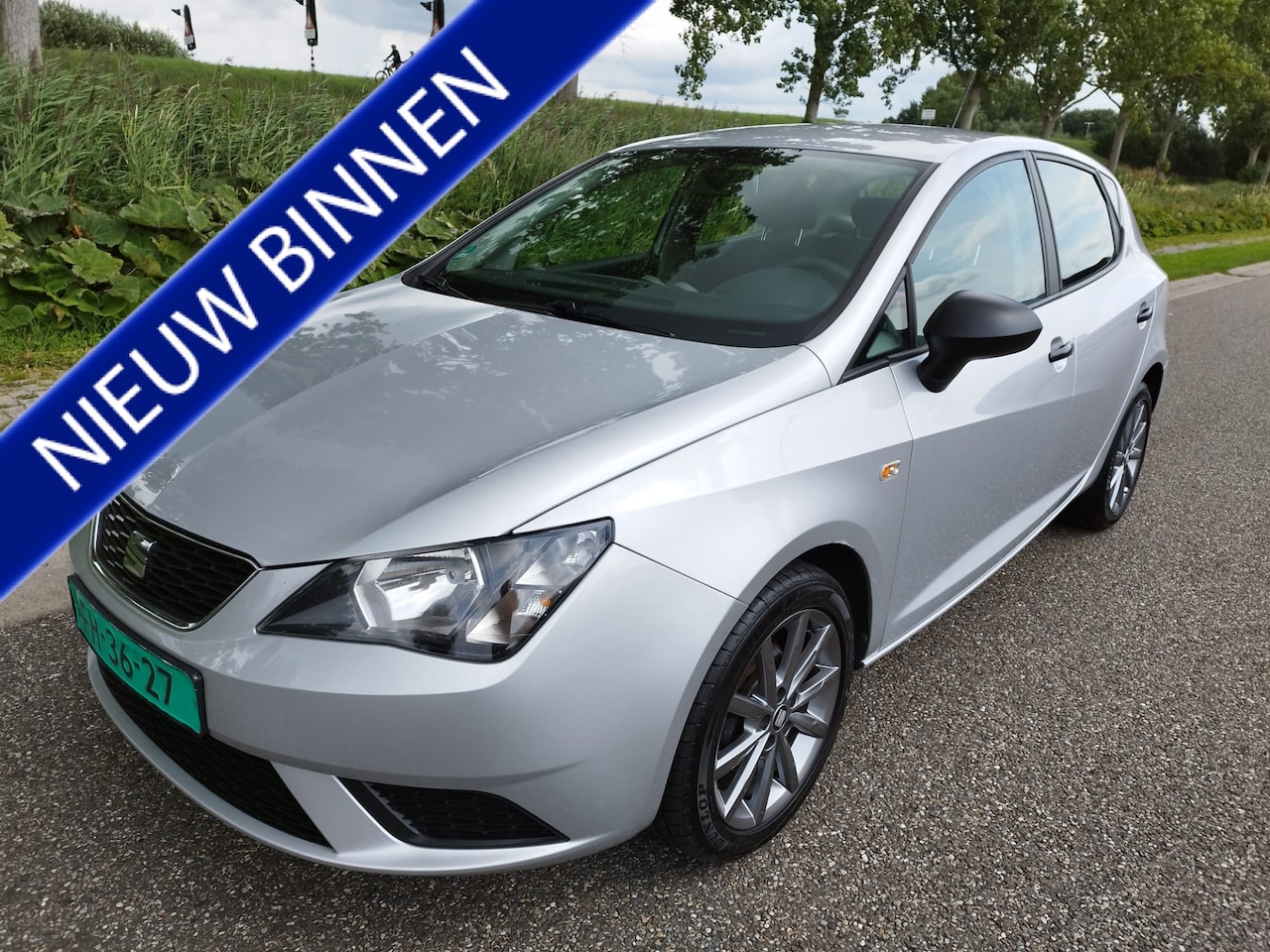 SEAT Ibiza - 1.0 MPI ** 5 DRS ** 94.388 KM ** Airco ** Bluetooth ** Carplay ** - AutoWereld.nl