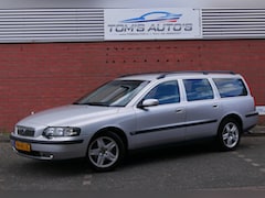 Volvo V70 - 2.4 Edition II nieuwe distributie. nieuwe apk. stoelverwarming