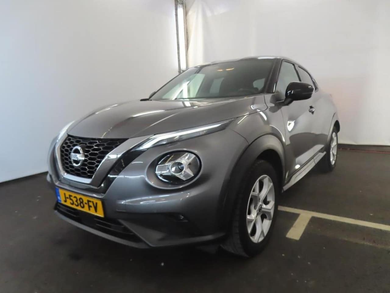 Nissan Juke - 1.0 DIG-T N-Connecta | Apple CarPlay | LED Koplampen | Camera | Keyless - AutoWereld.nl