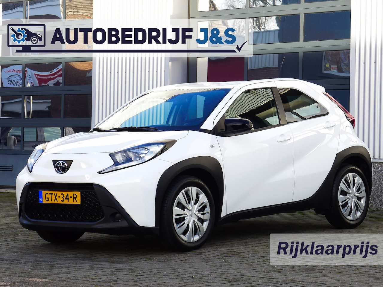 Toyota Aygo X - 1.0 VVT-i S-CVT Play Rijklaarprijs! | 12 Maanden Garantie | Onderhoudsbeurt | Nieuwe APK | - AutoWereld.nl