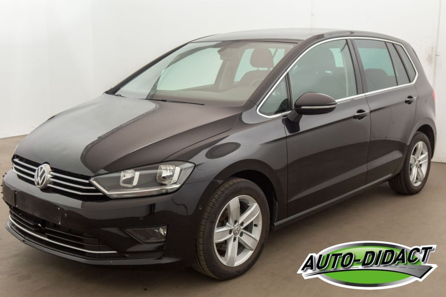 Volkswagen Golf Sportsvan - 1.4 TSI DSG Clima Navi Camera - AutoWereld.nl