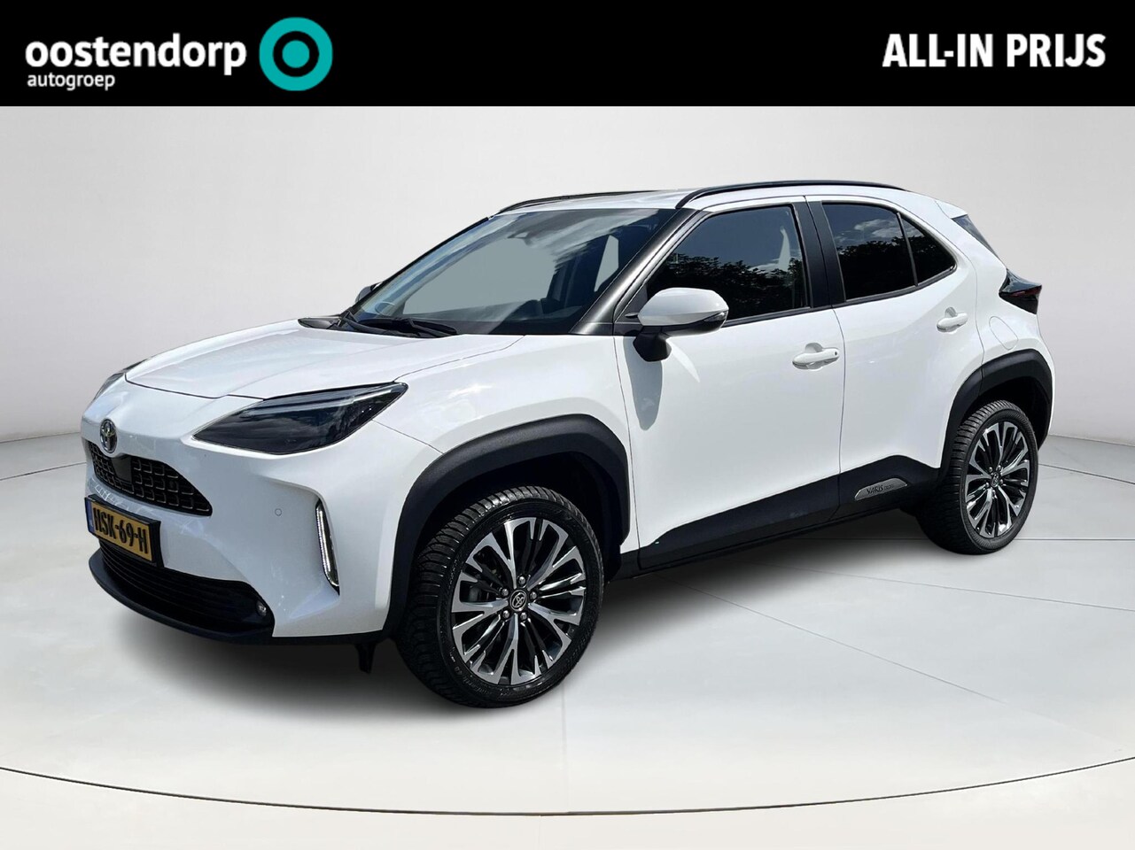 Toyota Yaris Cross - 1.5 Hybrid Executive 4X4 | Navigatie | Stoel- + stuurverwarming | Parkeersensoren | Dode h - AutoWereld.nl