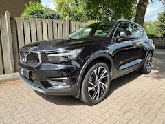 Volvo XC40 - 1.5 T3 Momentum