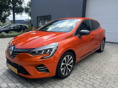 Renault Clio - 1.6 E-Tech Hybrid/NIEUWSTAAT / GARANTIE / NAP /