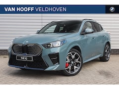 BMW iX2 - eDrive20 High Executive M Sport / Panoramadak / Trekhaak / M Sportstoelen / Adaptieve LED
