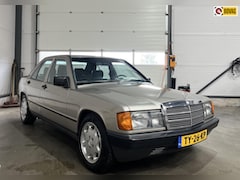 Mercedes-Benz 190-serie - 2.3 E origineel nederlands - nette staat