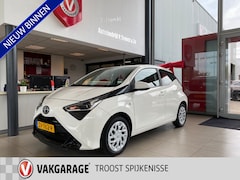 Toyota Aygo - 1.0 VVT-i x-play limited, NL Auto, Navigatie, Achteruitrijcamera, Airco, Snelheidsbegrenze