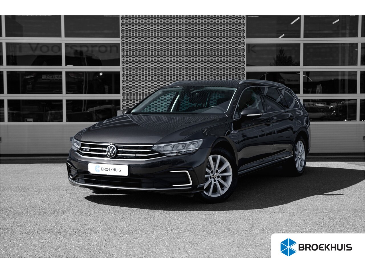 Volkswagen Passat Variant - 1.4 TSI PHEV GTE Business | Achteruitrijcamera | Comfortstoel(en) | Cruise control adaptie - AutoWereld.nl