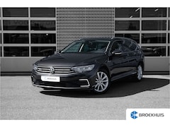 Volkswagen Passat Variant - 1.4 TSI PHEV GTE Business | Achteruitrijcamera | Comfortstoel(en) | Cruise control adaptie