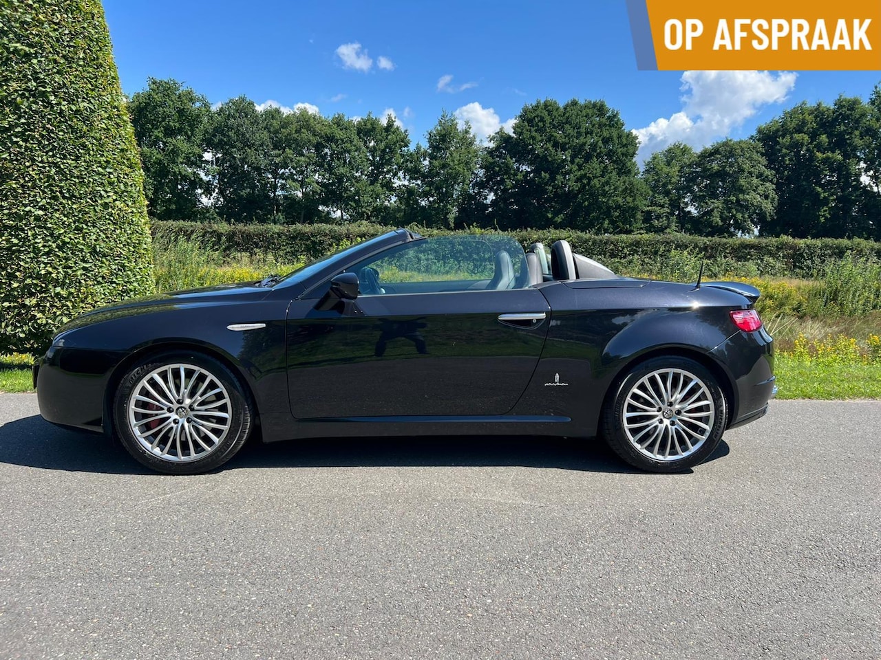 Alfa Romeo Spider - 1750 TBI, Carbon, Super onderhouden!! - AutoWereld.nl