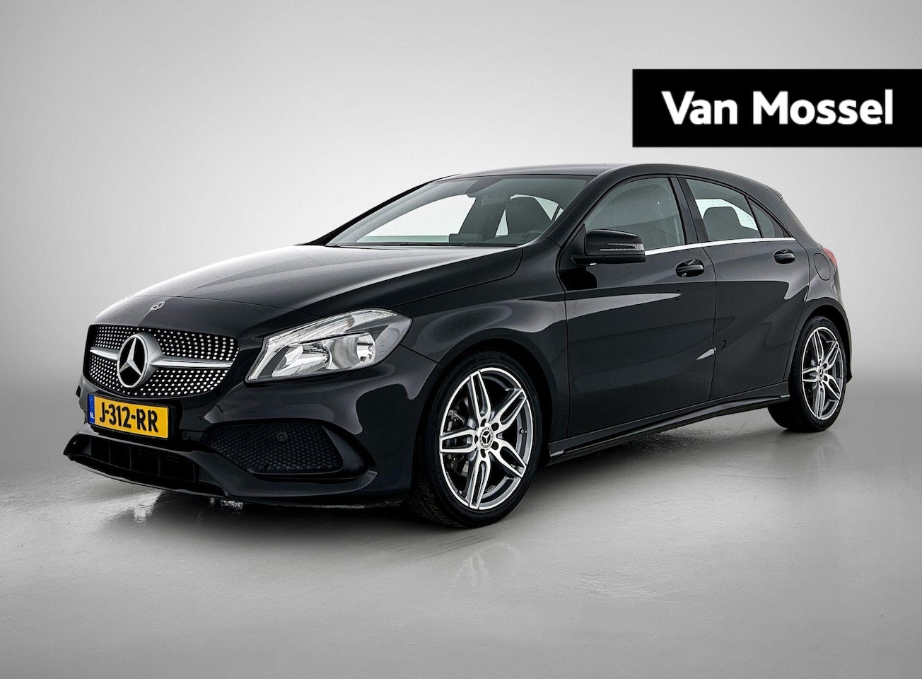 Mercedes-Benz A-klasse - 180 Business Solution AMG | BLUETOOTH |CRUISE CONTROL | NAVIGATIE | ACHTERUITRIJCAMERA | - AutoWereld.nl