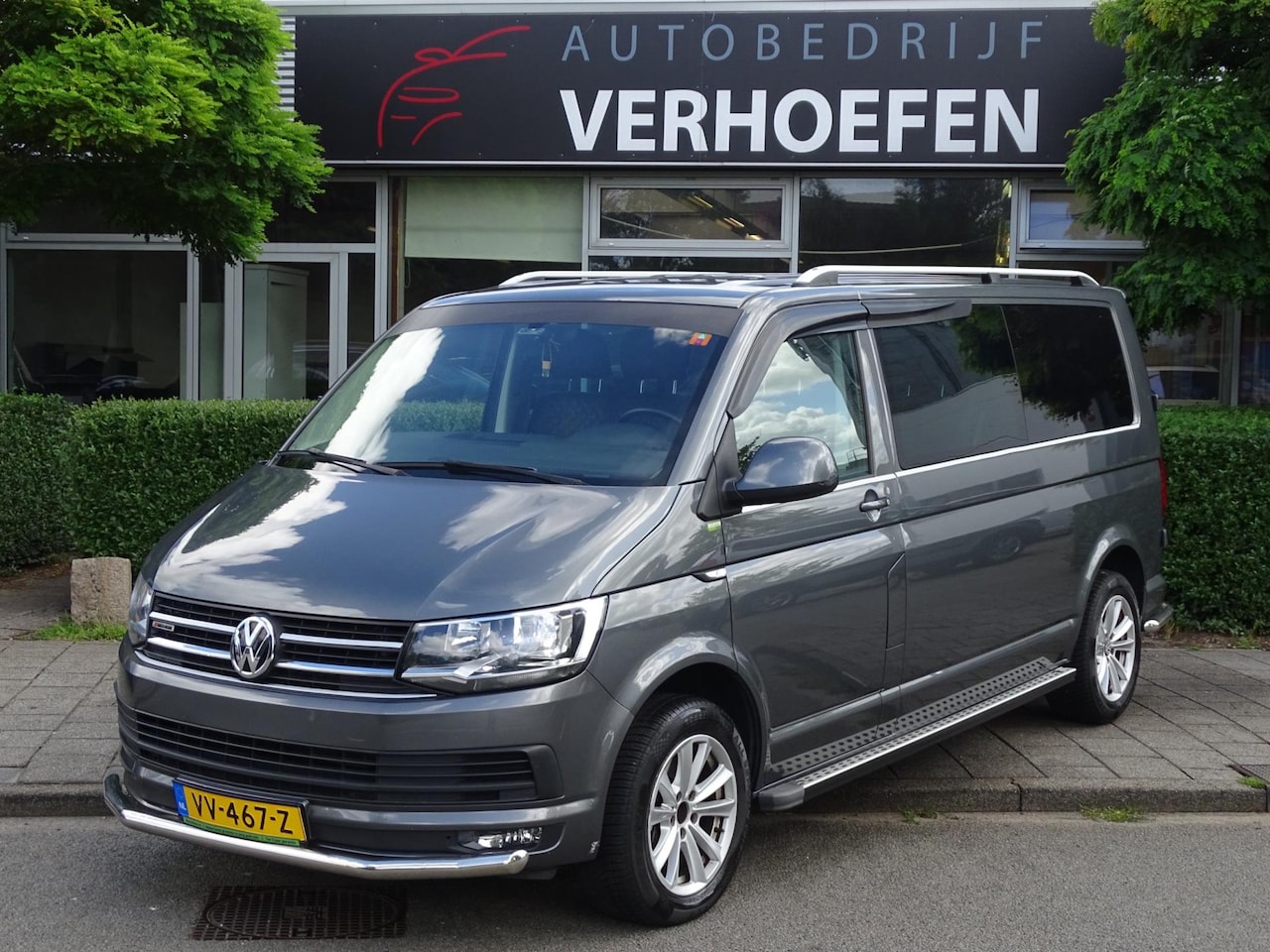 Volkswagen Transporter - 2.0 TDI L2H1 DC 4Motion Comfortline Plus - 6 PERS - PARKEERCAMERA -VOL ONDERHOUD - - AutoWereld.nl