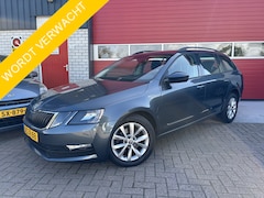 Skoda Octavia Combi - 1.0 TSI Greentech Business Edition NAVI / CLIMA / PDC / BLUETOOTH / CRUISE / CARPLAY / NL