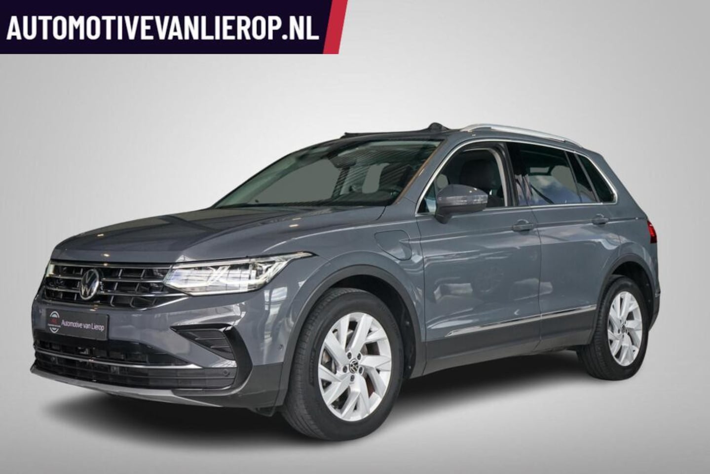 Volkswagen Tiguan - 1.4 TSI eHybrid Business+ | CAMERA | TREKHAAK - AutoWereld.nl