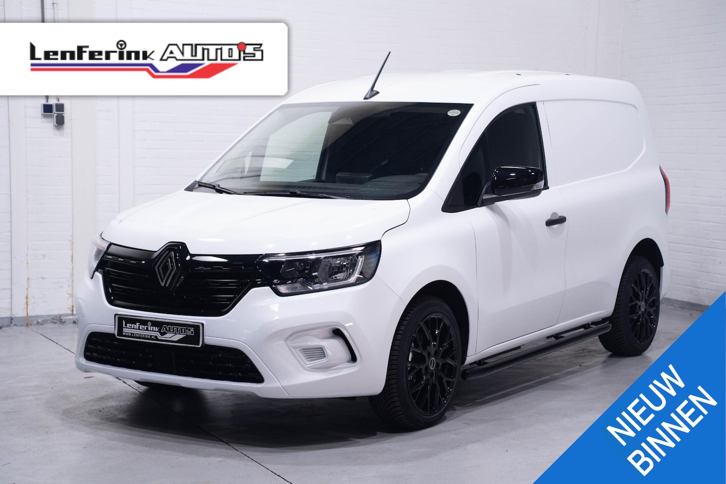 Renault Kangoo - 1.5 dCi 95 pk Black&White Edition BPM Vrij Apple Carplay, Camera, 18" LMV, Exterieur pack, - AutoWereld.nl