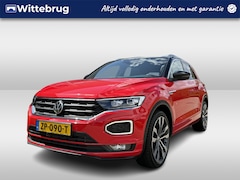Volkswagen T-Roc - 1.5 TSI 150pk DSG R-Line / ZWART DAK / NAVI / APP.Connect / PANODAK / Elektr. Klep