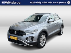 Volkswagen T-Roc - 1.0 TSI Life Edition / ADAPT. CRUISE/ LED/ KEYLESS/ 17" LMV/ APP-CONNECT/ PARK. SENSOREN +
