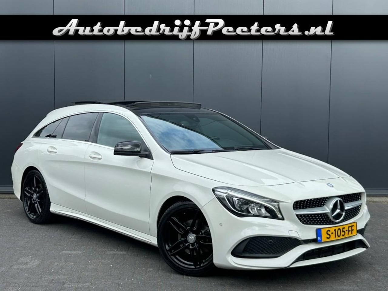 Mercedes-Benz CLA-Klasse - SB CLA 180 Facelift AMG Line P-dak LED Carplay Navi - AutoWereld.nl
