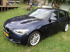 BMW 1-serie - 116i High Executive Sport PRIJS BESPREEKBAAR FULL OPTION ORG-NL-AUTO + 2 SLEUTELS + BOEKJES + NAP