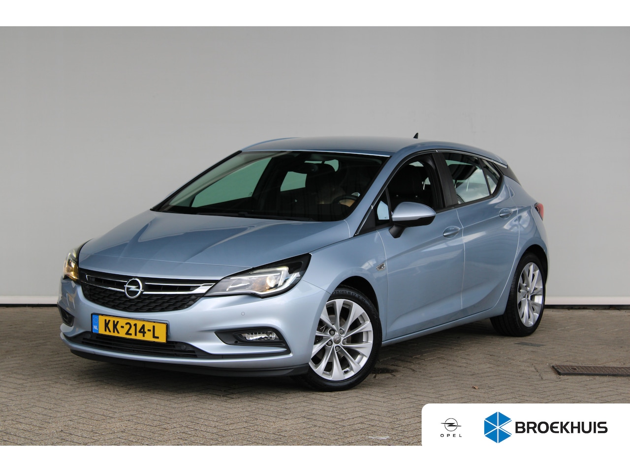 Opel Astra - 1.0 Edition | Comfortstoel(en) | Dimlichten automatisch | Electronic climate controle - AutoWereld.nl
