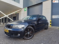 BMW 1-serie - 118i NAVI PSENSOR CRUISE 2 X SLEUTELS 6 BAK