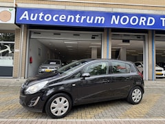 Opel Corsa - 1.2-16V Cosmo | Navigatie | Cruise Control | Airco | Dealeronderhouden |