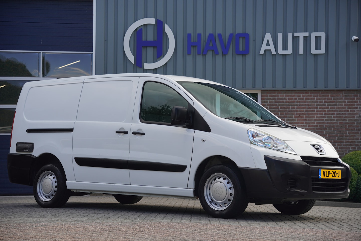 Peugeot Expert - 2.0 Benzine L2, AIRCO, TREKHAAK, BTW-VRIJ / MARGE - AutoWereld.nl