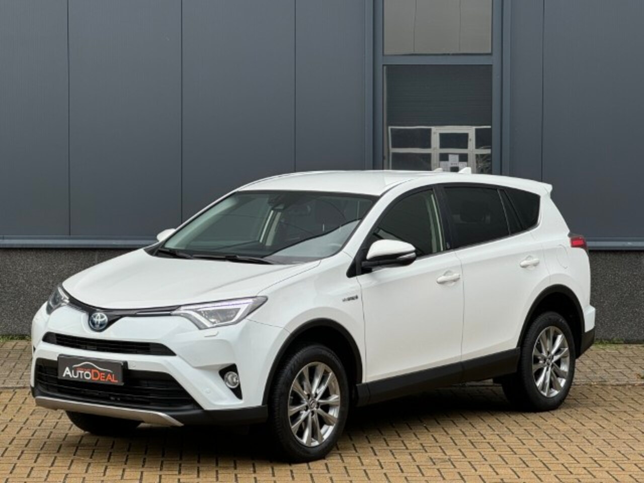 Toyota RAV4 - 2.5 Hybrid Style Stuur+stoelverw - AutoWereld.nl