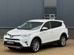 Toyota RAV4 - 2.5 Hybrid Style Stuur+stoelverw
