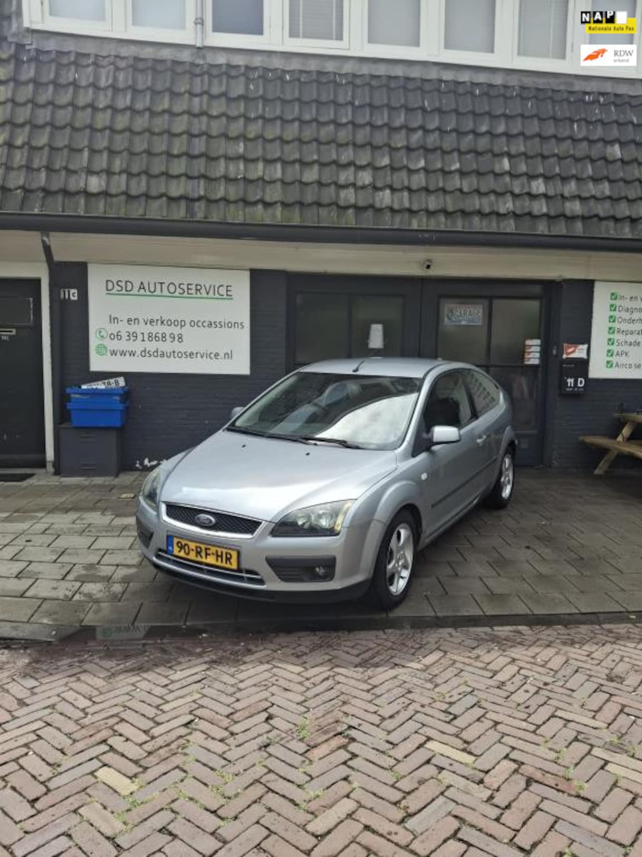 Ford Focus - 1.6-16V First Edition 1.6-16V First Edition - AutoWereld.nl