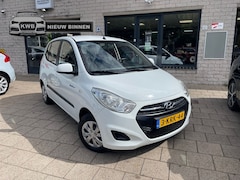 Hyundai i10 - 1.0 i-Drive Cool 5Drs Airco Weinig Km NAP