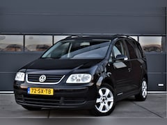 Volkswagen Touran - 1.4 TSI Business NAP 7 persoons Youngtimer - Nieuwe apk - Trekhaak