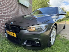 BMW 3-serie - 320i High Exe*2013*M-Pakket|Ecc|Cruise|O-dak|Leder